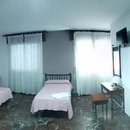 Hotel Lago 호텔