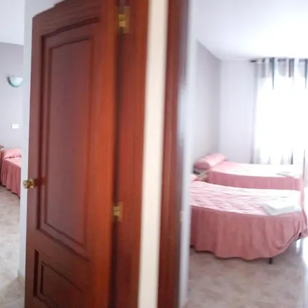 Hotel Lago 비야누에바 데 아로사